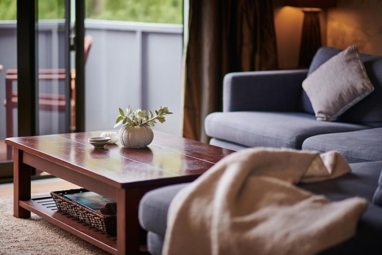 מרטינבורו Parehua Resort מראה חיצוני תמונה A living room
