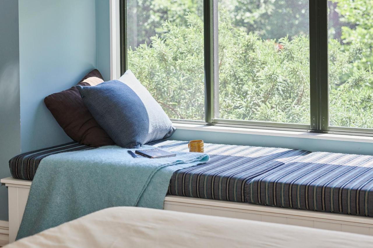 מרטינבורו Parehua Resort מראה חיצוני תמונה A window seat