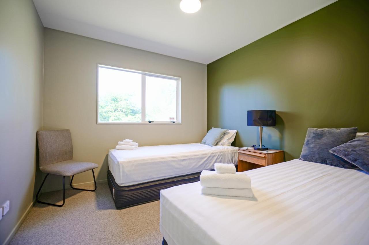 מרטינבורו Parehua Resort מראה חיצוני תמונה A bedroom at the hotel